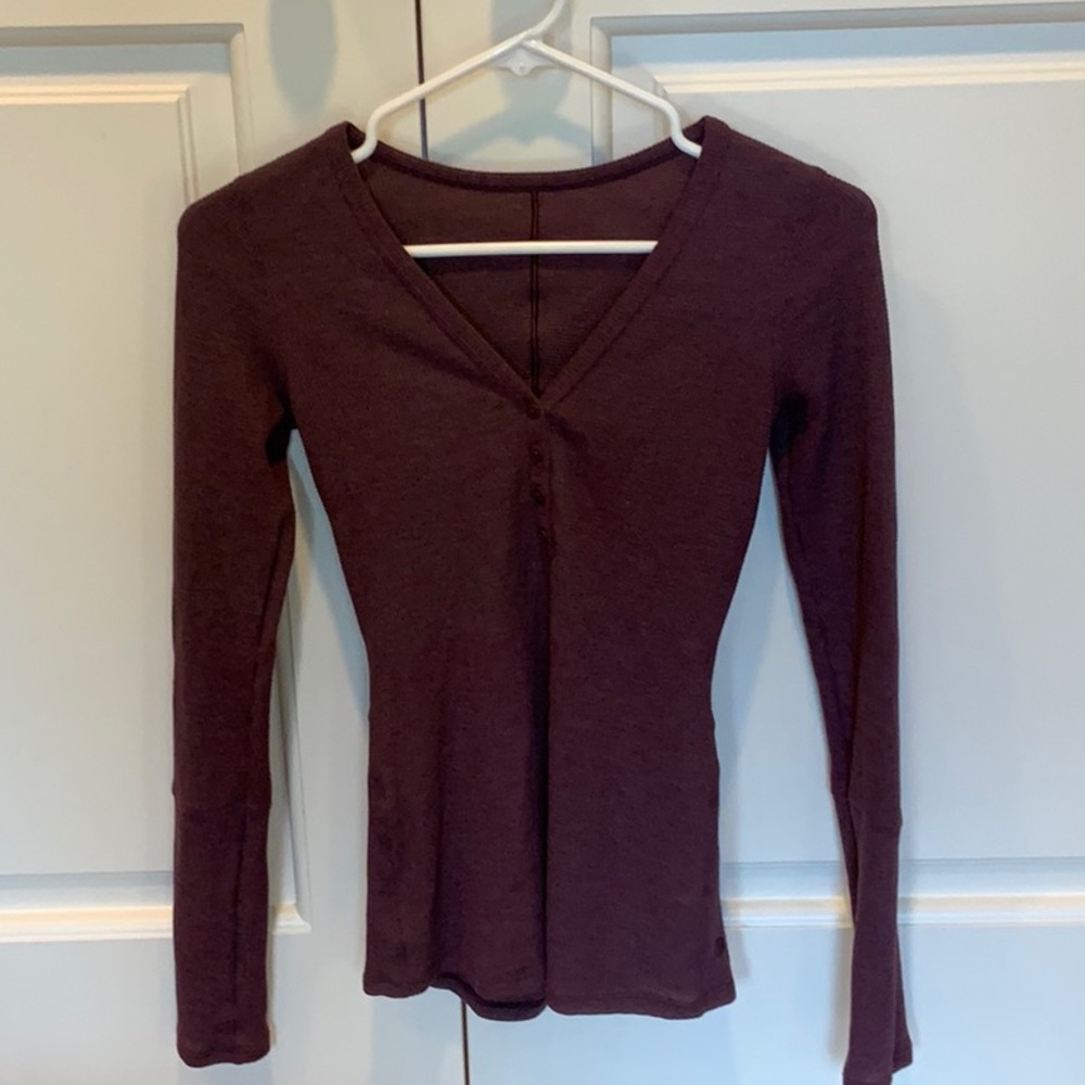 Women’s Lululemon Closed Call Henley Thermal Waffle Knit Long Sleeve SZ XS Plum